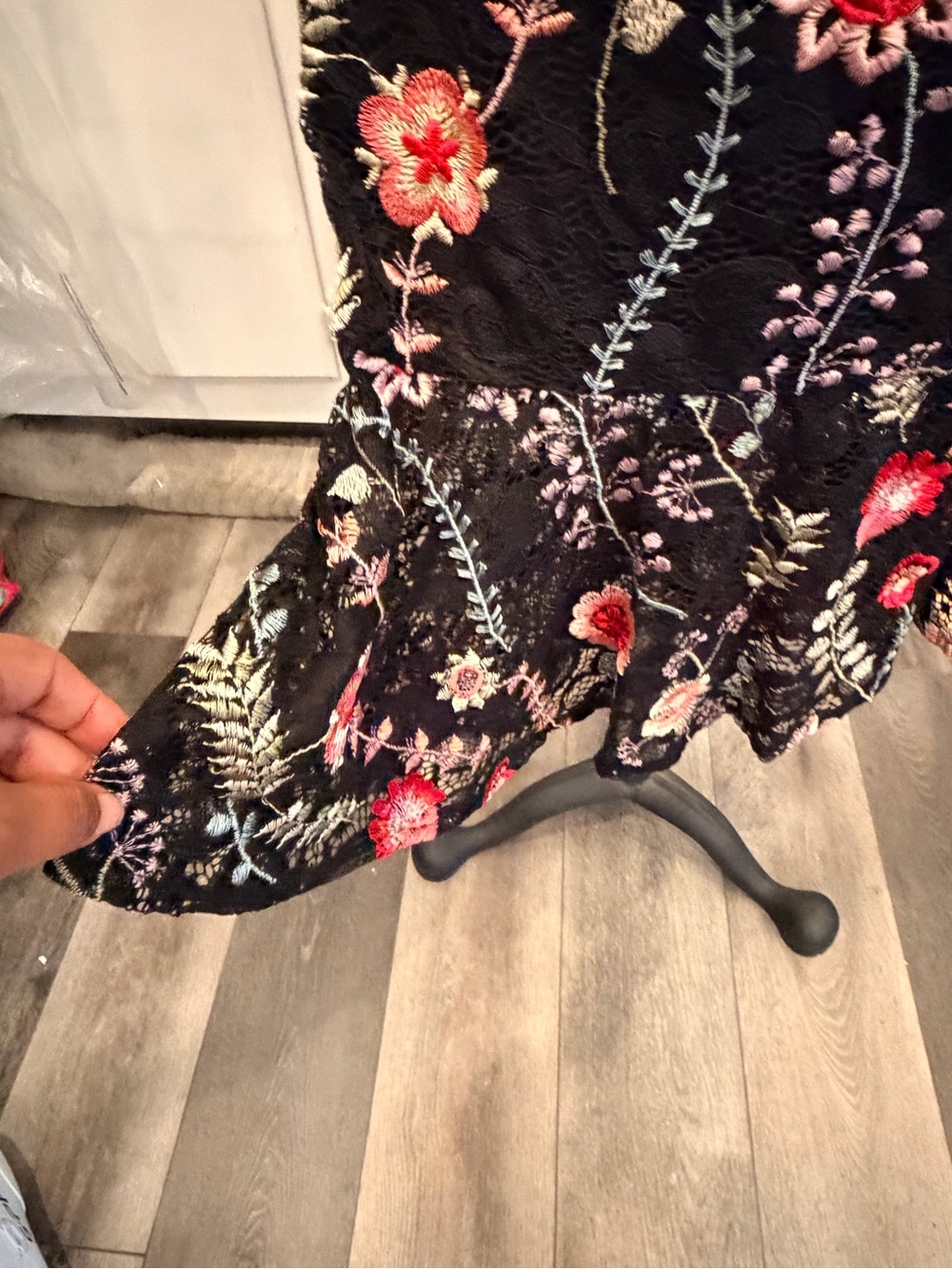 Siena Black Floral Embroidered with zipper closure Dress size 10 - Picture 3 of 5